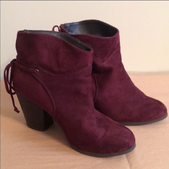 Charming Charlie Shoes - Super cute Wine/Burgundy ankle boots.